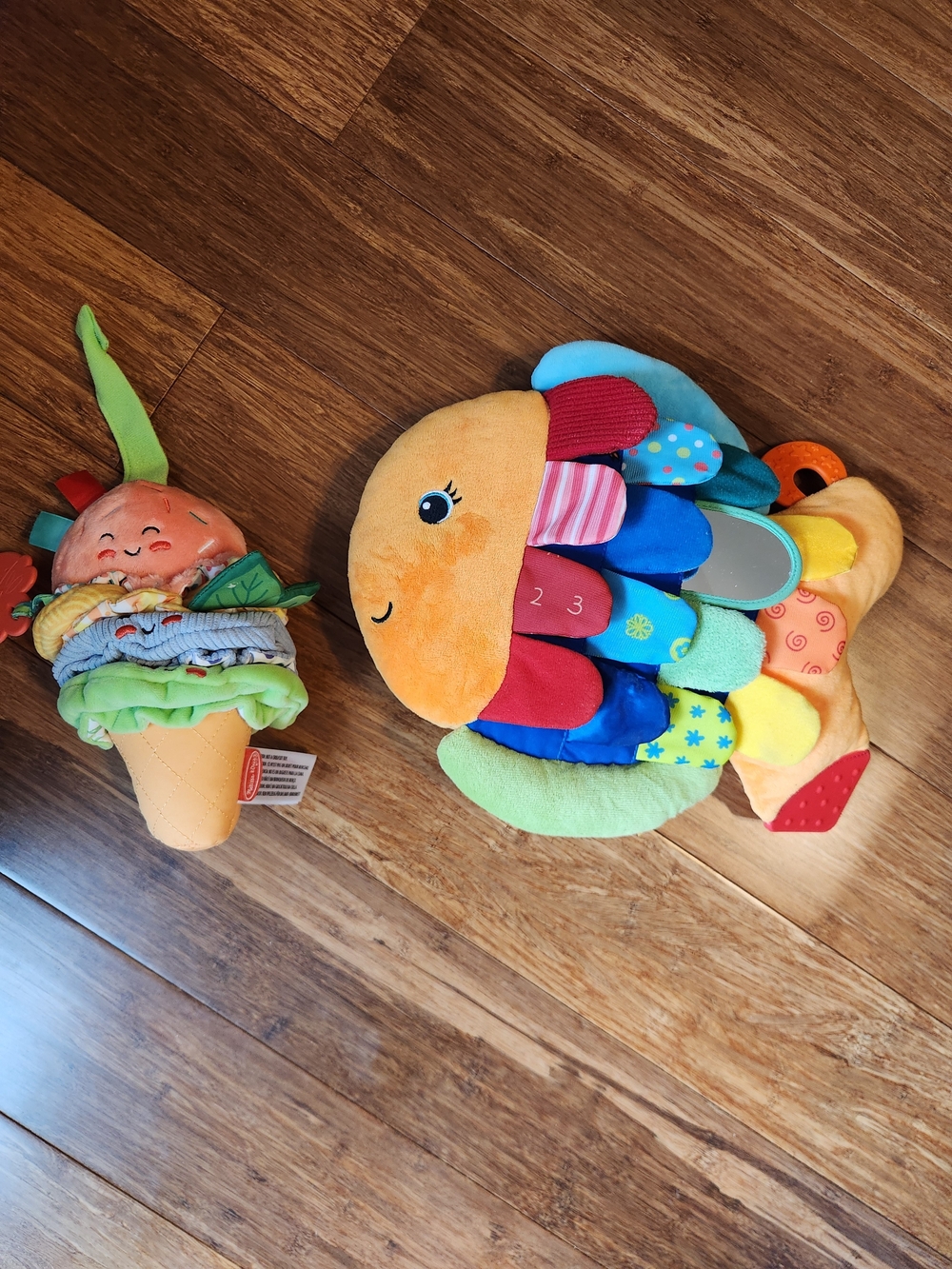 Melissa And Doug Set Of 2 Tummy Time Sensory Fish & Ice Cream Stroller Baby Toys